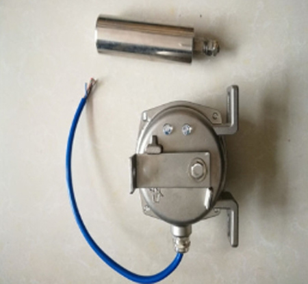 皮帶跑偏開關(guān)LHPE-10/1-LP、皮帶跑偏開關(guān)PB10-45廠家